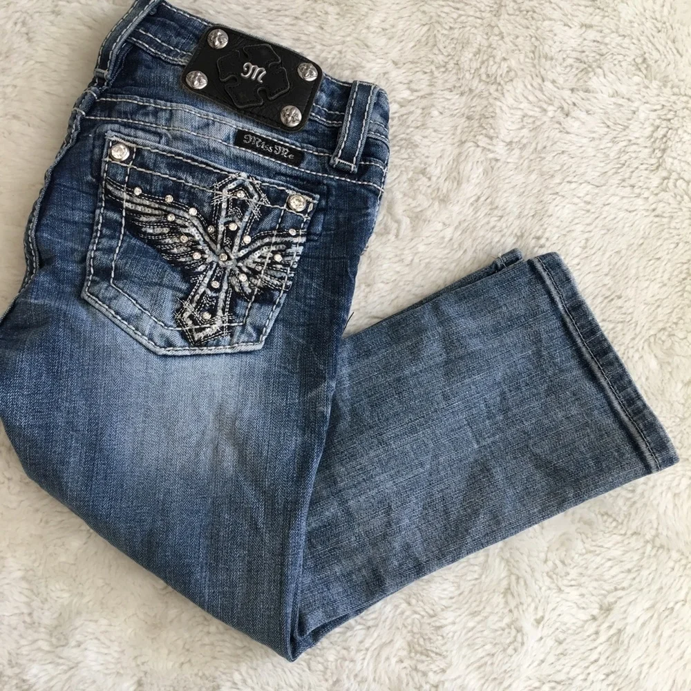 Miss Me Cuffed Capri Jeans Size 10x15.5" - Picture 3 of 7